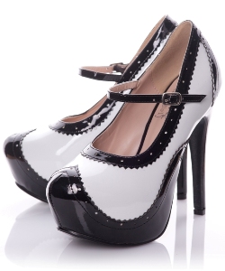 Patent Platform Pump In Black With White Contrast 